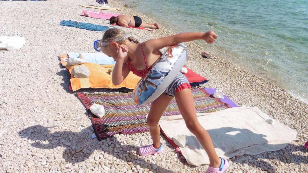 Chorvátsko 2016 - Grétka prvý krát pri mori spracovala Kamila Zajíčková