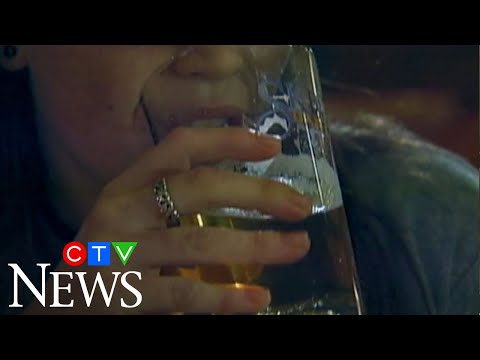 Parents more likely to drink alcohol amid pandemic