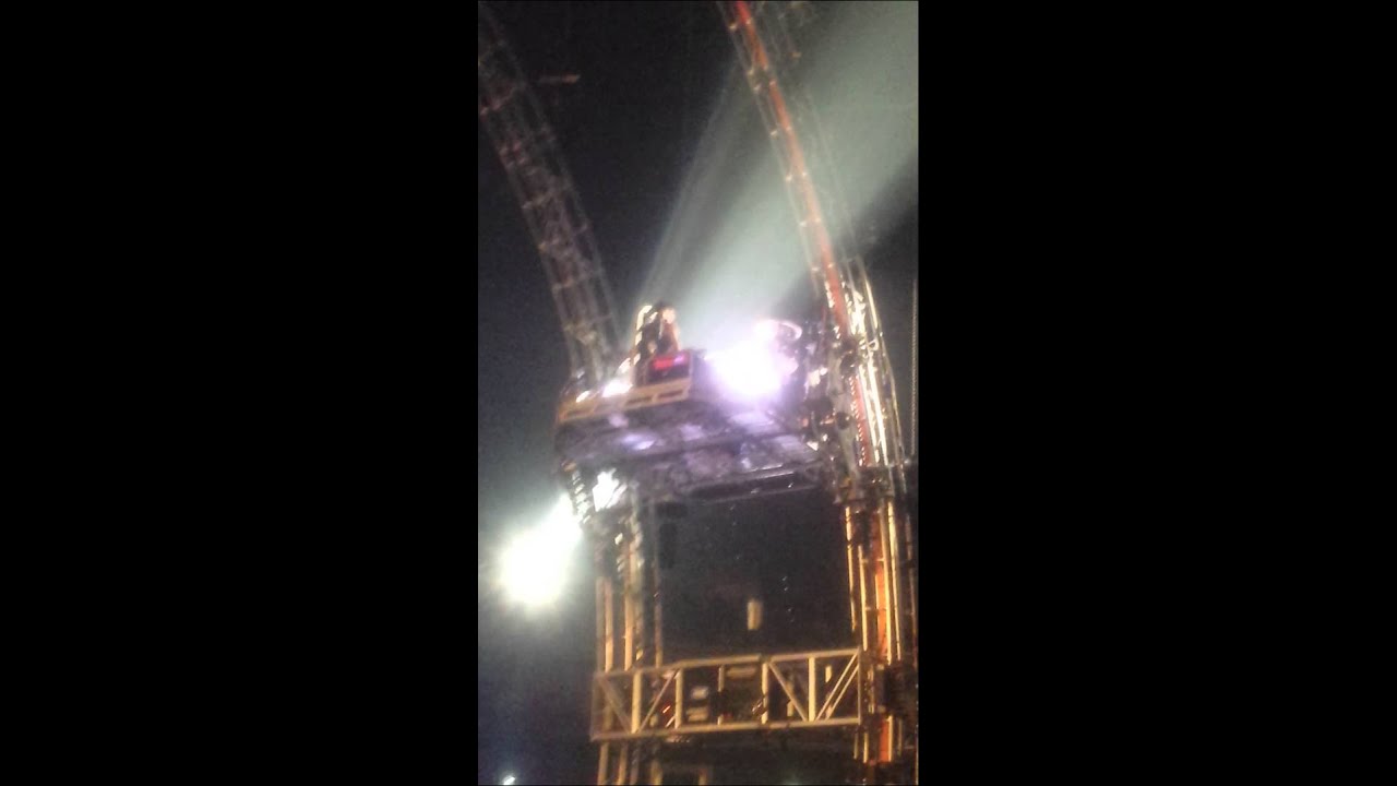 Tommy Lee rotating drums ( Tulsa 7/13/14 )