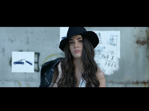 Ivi Adamou - Tipota De Mas Stamata