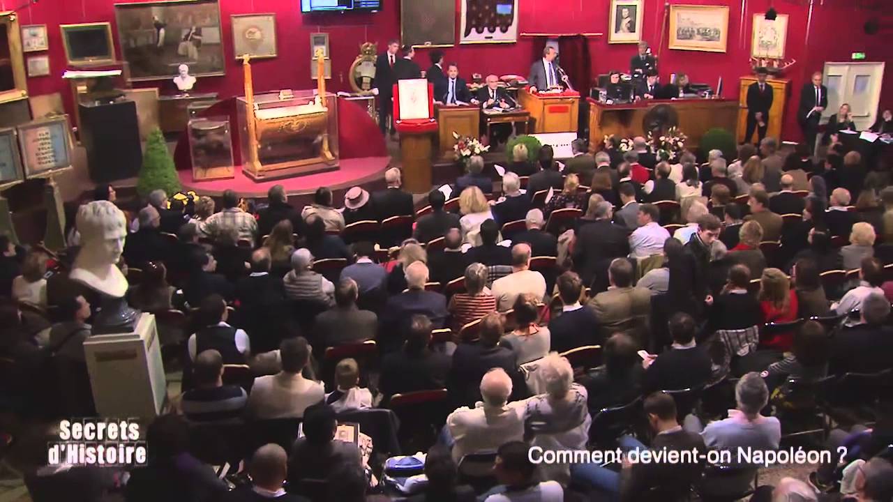Secrets d'Histoire : Comment devient-on Napoléon ? - Extrait 2 - YouTube