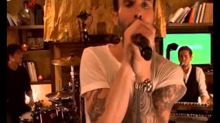 Maroon 5  - This Love (live at home) Resimi