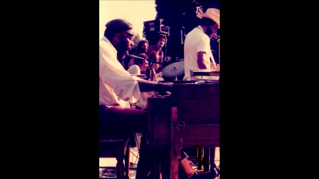 YouTube에서 Roadrunner Saunders & Garcia.wmv 보기 YouTube에서 Roadrunner Saunders & Garcia.wmv 보기