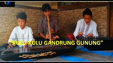 Anak2 ku bermain kecapi Suling # 2 -- "KULU-KULU GANDRUNG GUNUNG"