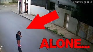 She Suddenly Appeared Alone in the Middle of the Street... and No One Knows Why