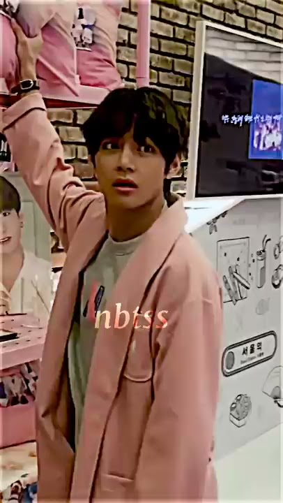 the way he changes the coat⚡|| V dancing to mic drop || #v #bts #nbtss