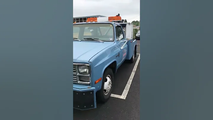 Old Tow Truck at Frank's Servicenter, Bucks County PA