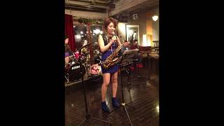Video thumbnail of "【Tanin No Kankei】Japanese Old Pop song on Saxophone"