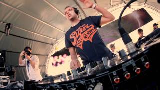 BEACHLAND 2011