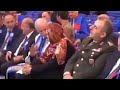 شال تركي يهين توكل كرمان 