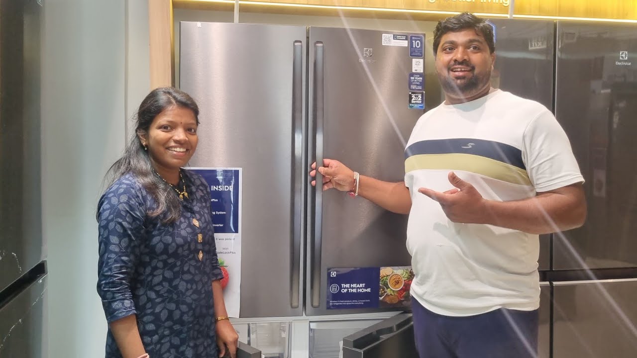 माझ्या घरच्या वास्तुशांतीसाठी वस्तू 🤗 पप्पा आले सुट्टीवर 😍🤗 खूप आनंदाचा दिवस 😍♥️ सगळे आले भेटायला 😍