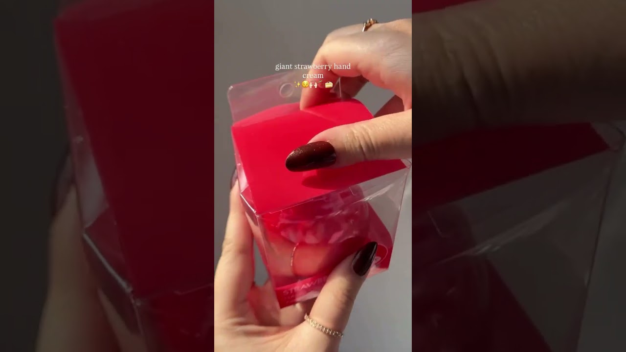 I can’t believe how huge the strawberry handcream from is! I also have their mango handcream which