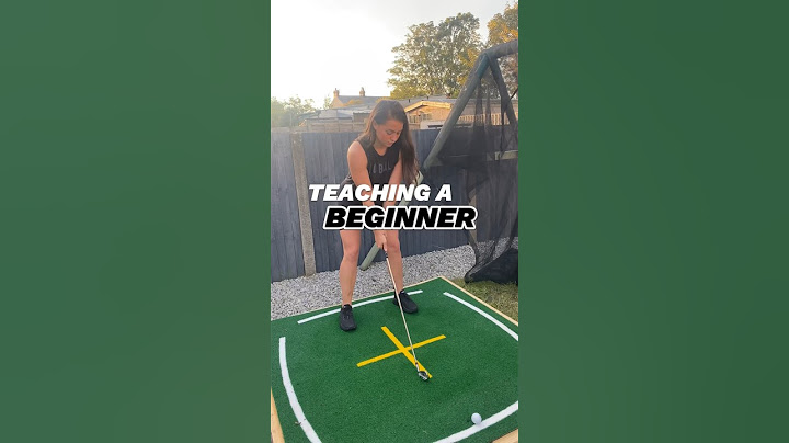 Teaching a beginner golfer 🏌️‍♀️ #golfswing