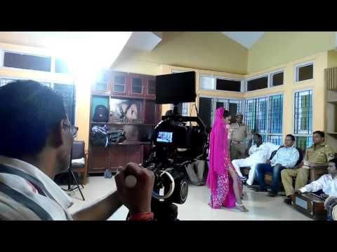 APNA SAMACHAR: Bhojpuri Film On Location Item Song Shooting In Mumbai Studio