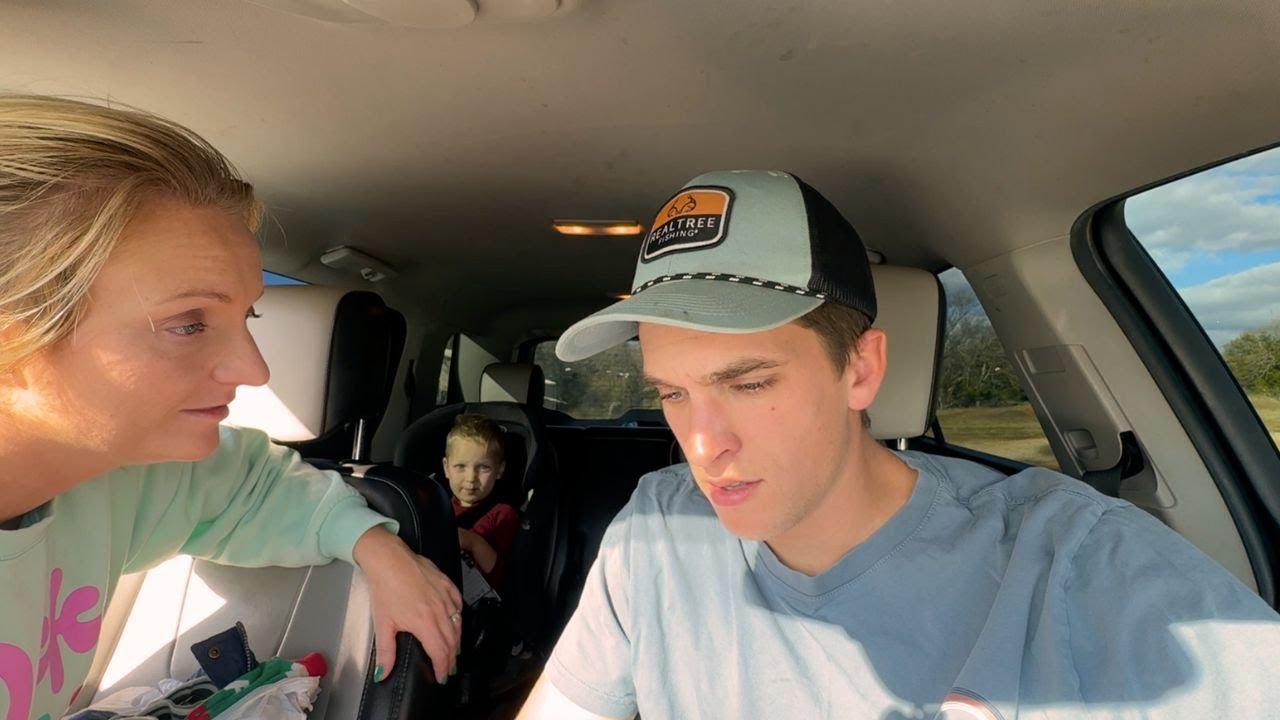 Мы использовали искусственный интеллект для нашего праздничного ужина в День благодарения, и обст...