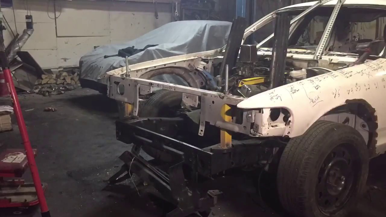Rad Cradle Install On Crown Vic Demolition Derby Car Project Burn rad-cradle-install-on-crown-vic-demolition-derby-car-project-burn