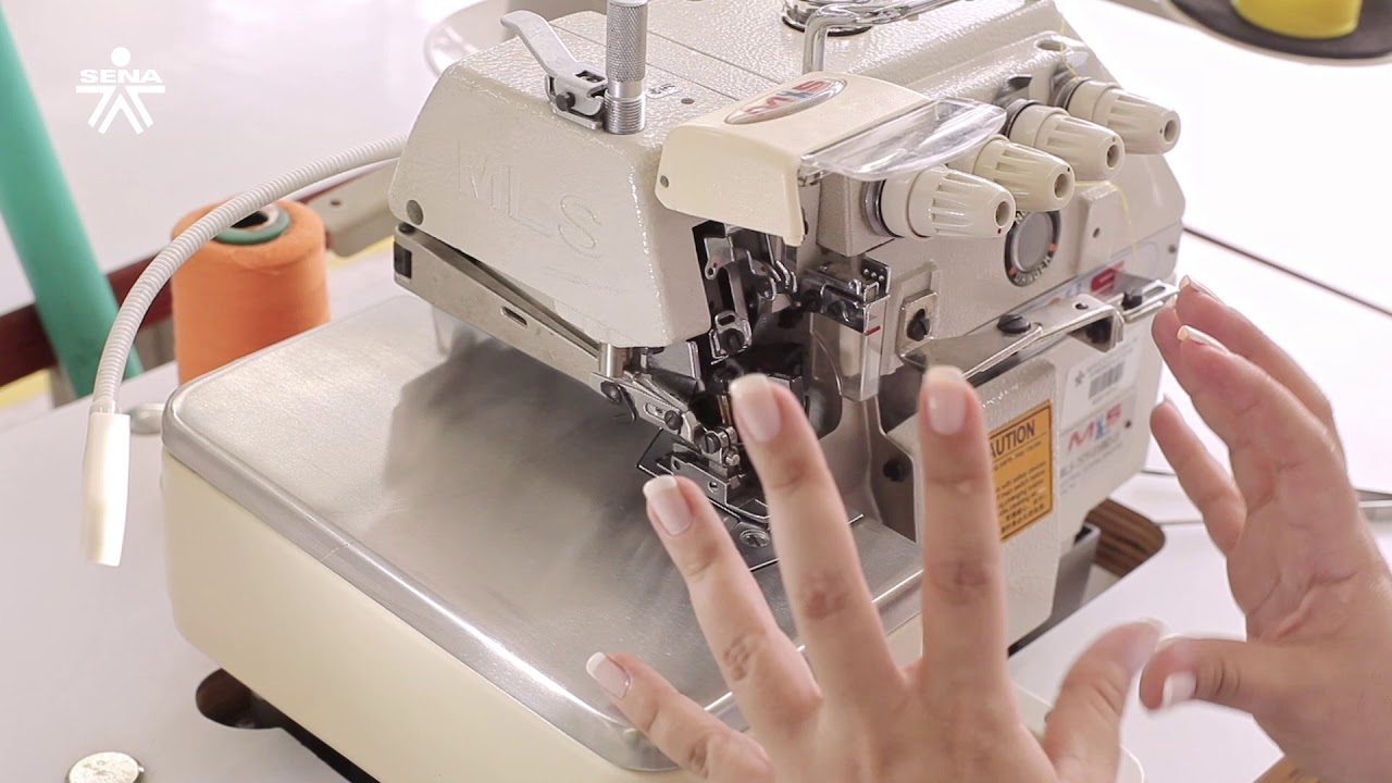 Puesta a punto de máquina fileteadora con puntada de seguridad paso 3 enhebrado de hilo para Looper