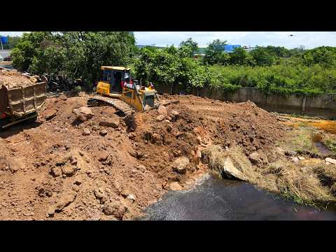 WOW !! Incredible  Operater Skill Fully SHANTUI DH17C2 Pro Pouring Soil Into Abandoned Swimming Pool