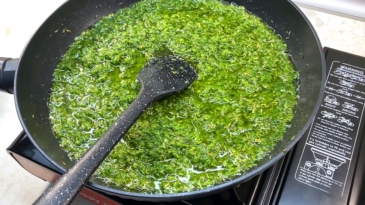 Die geheime Zutat der Köche ist grünes Öl - eine helle und duftende ...