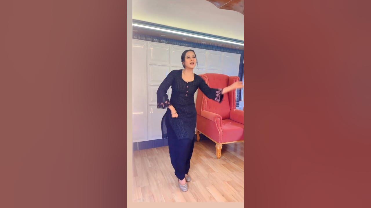 Sargun Mehta Dance on Softly Song by Karan Aujla