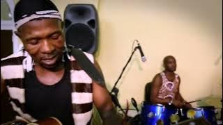 Shabalala Rhythm ft Oliver Mtukudzi   Siyana Naye  