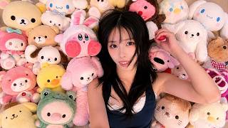 Getting Plushies To Get Huzz At A Claw Machine Place...