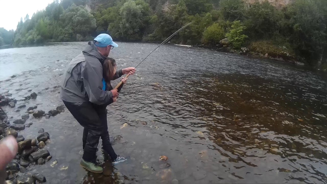 10 MEJORES LUGARES PARA PESCAR CON MOSCA EN ESPAÑA
