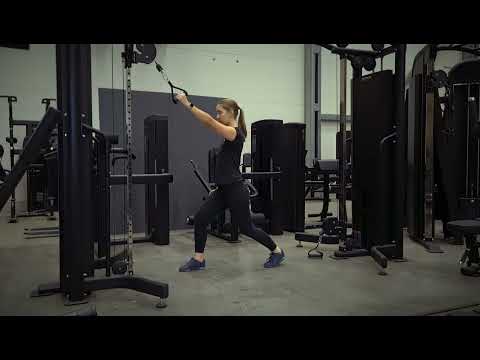 Split stance single arm cable high row