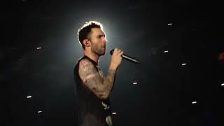 Maroon 5 - She Will Be Loved (Barcelona 2015)