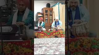 Gurdwara Nanaksar en Madrid.Harmonium Gurjot Singh y Tabla India Tej Singh.