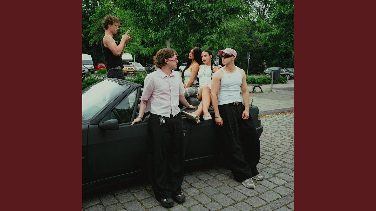 Watch Juni ᐸ3 on YouTube Watch Juni ᐸ3 on YouTube