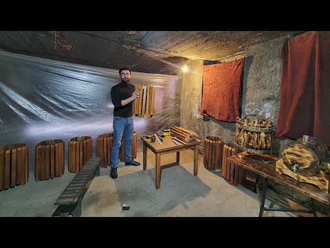 თელავში მცხოვრები ახალგაზრდა ხის ხელნაკეთ ნივთებს ამზადებს