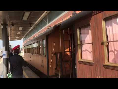 Il viaggio di Lawrence dopo 100 anni: la partenza del trenino verde dalla stazione di Monserrato
