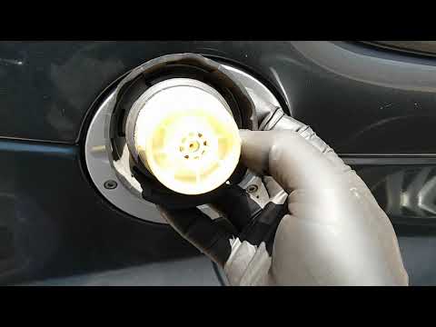 (Chrysler PT) Diagnosing a P0456 Evap Emissions System Leak Detected (small leak)