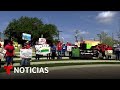 Protestan en Texas contra las políticas de Greg Abbott | Noticias Telemundo