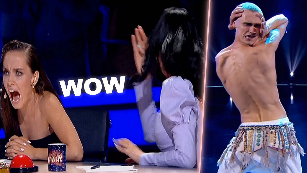 Contortionist Head Turning Audition Scares The Screaming Judges! - YouTube