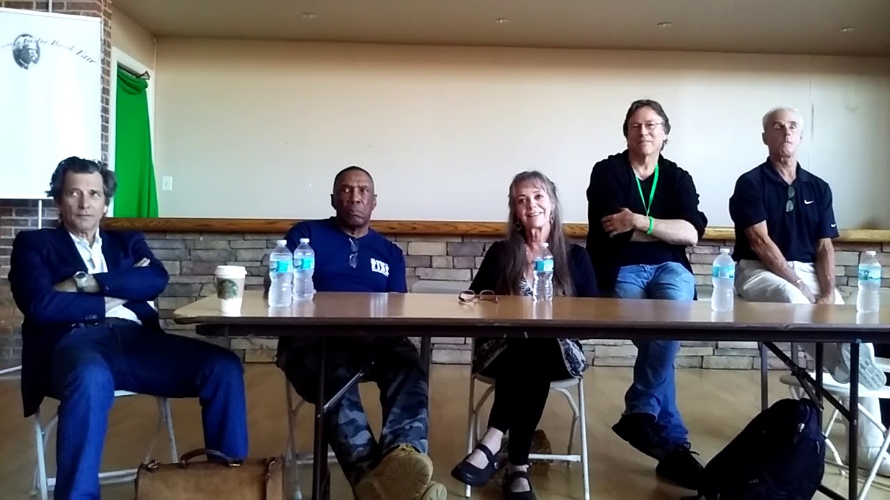 Classic Battlestar Galactica Reunion Panel!!