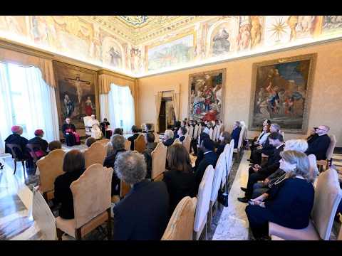 The Pope: Promoting training for public life in service of the common good