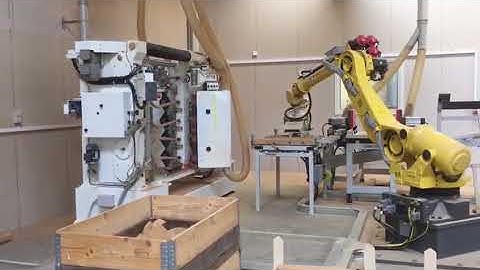 BACCI AUTOMATION - Bacci Copying lathes robot feeding
