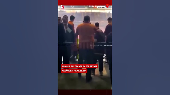 Bir grup Galatasaraylı taraftar maç öncesi namaz kıldı #shorts
