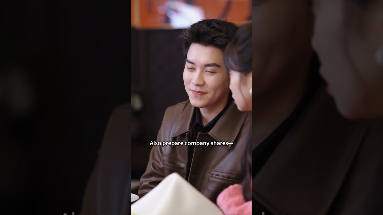 ⁣Colleagues mock poor girl who's pregnant before marriage, unaware that babes' dad is their