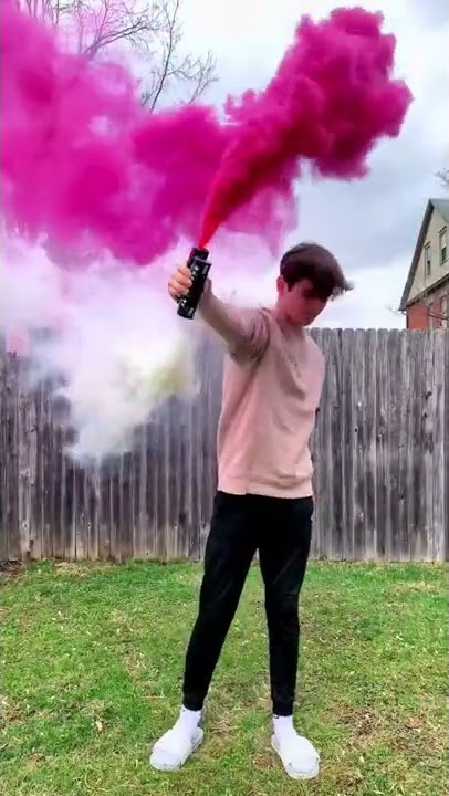 Cool Color Combination - Pink and White Smoke Bombs 🤌🏽