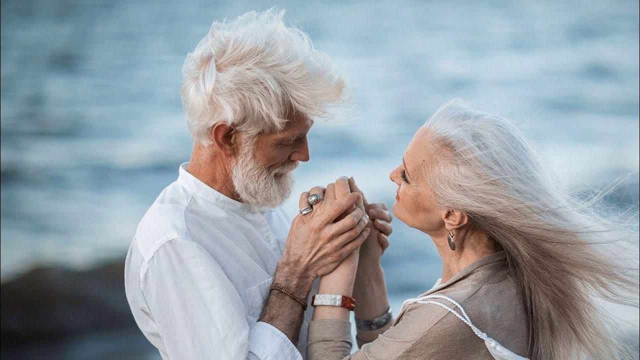 Седина старость. Седой человек. Счастливые пожилые люди Эстетика. Фотосессия пожилой пары. Любовь пожилых людей.