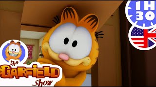 Garfield and his alien friend!   The Garfield Show