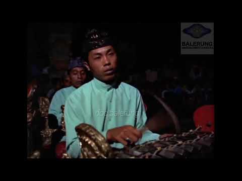 Tabuh Kebyar Susun by Gong Gunung Sari 1969 BBC TV \