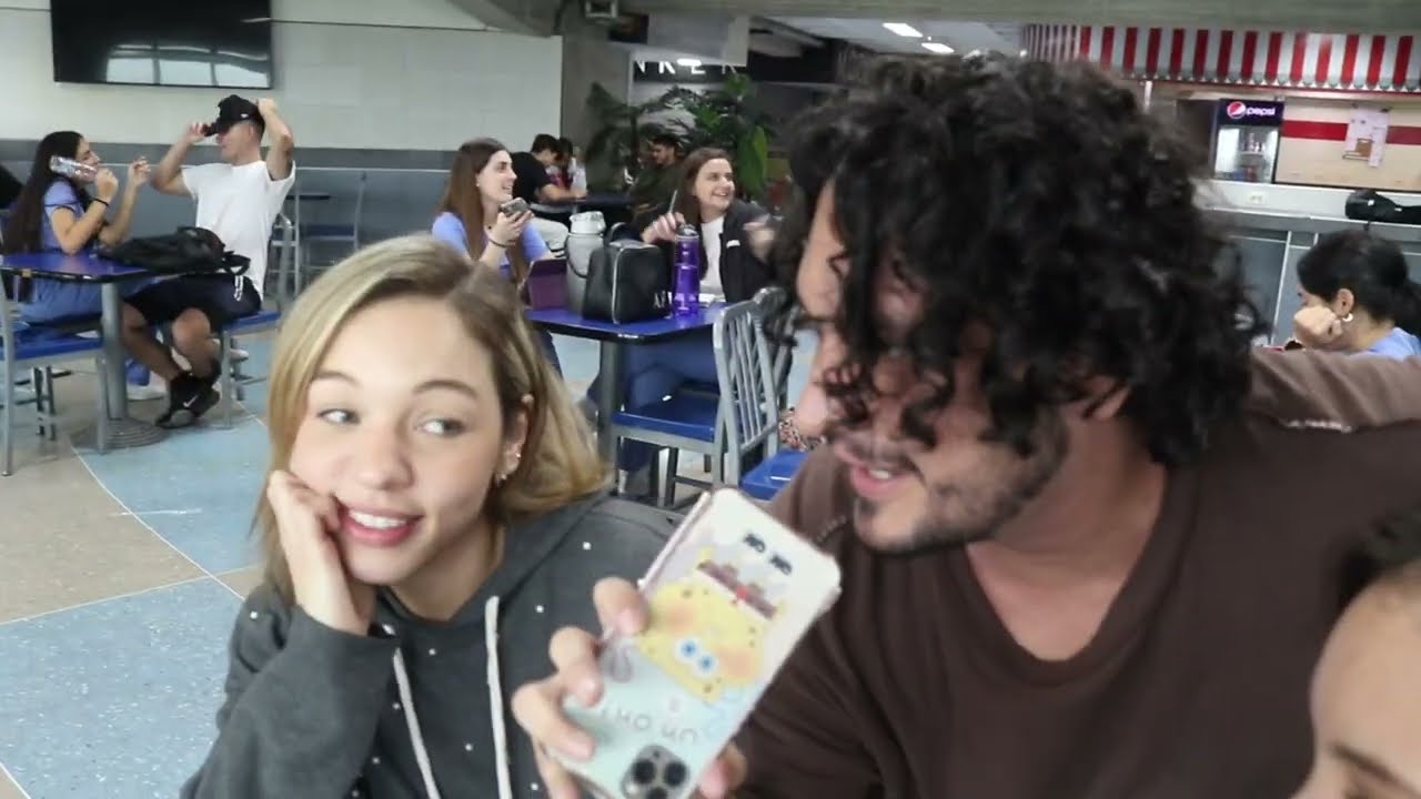 Preguntas Capciosas en Venezuela con Universitarios en Caracas - ¿Quién es Cuquita? Oye Primos! Cuca