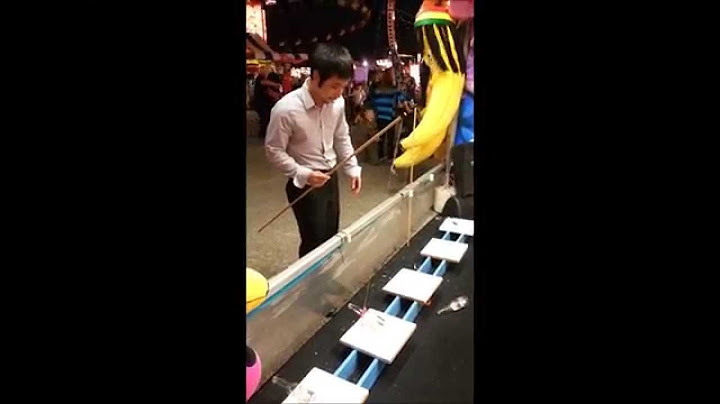 Stand up Bottle Game at the State Fair 2013
