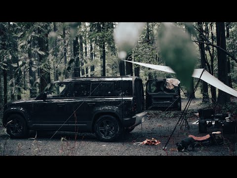 【Short ver】ディフェンダー車中泊｜雨のソロキャンプ 台風の森で飲む｜Car camping In the forest, Land rover DEFENDER, ASMR #shorts