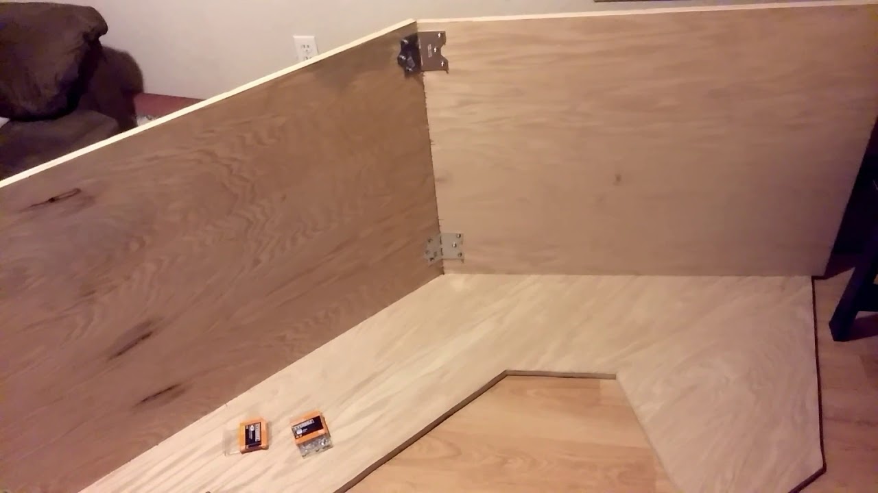 Building a studio gaming desk part 2 - YouTube