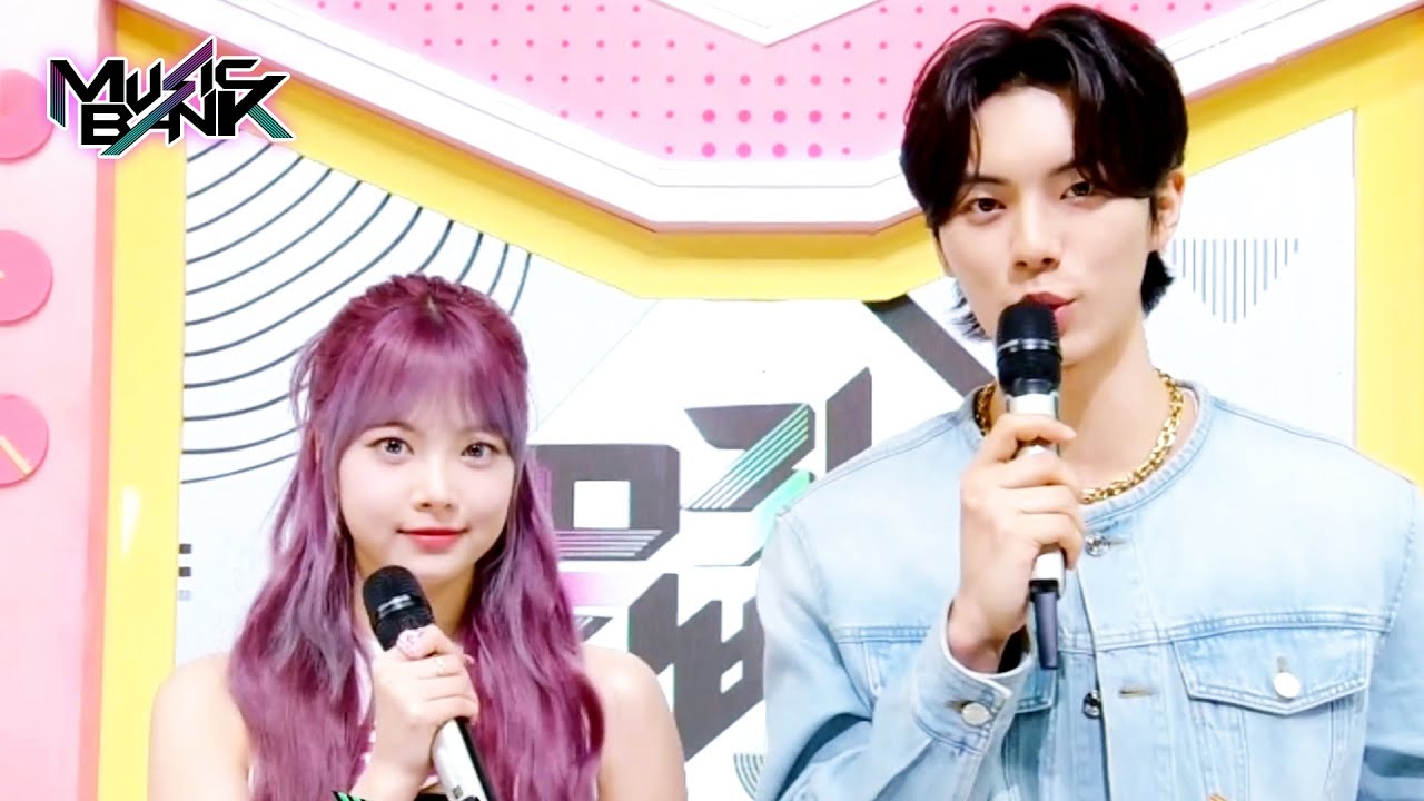 Interview) MC Eunchae and Lee Chaemin! MC intro! [Music Bank]